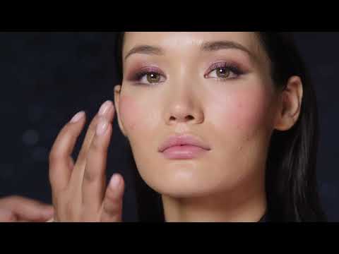 The Guiding Star Translucent Loose Setting Powder & Puff