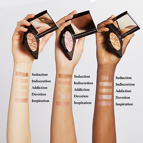Face Illuminator Highlighting Powder 