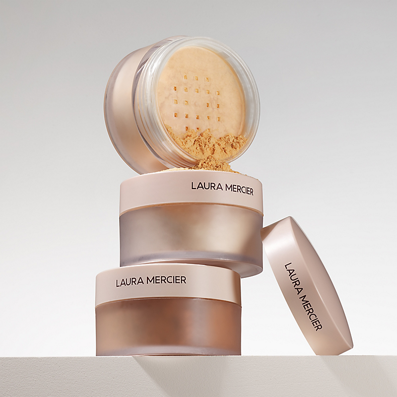 Translucent Loose Talc-Free Setting Powder Ultra-Blur | Laura Mercier